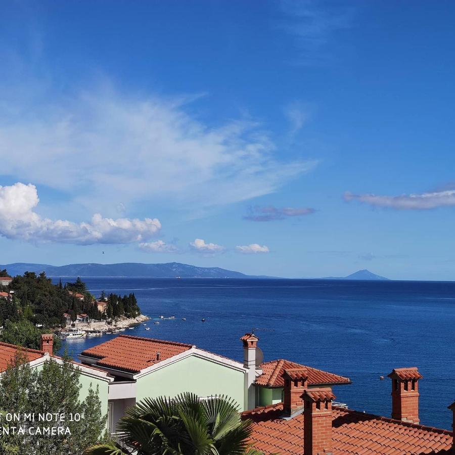 Apartment Noemi With A Direct Beach View Rabac Exterior photo